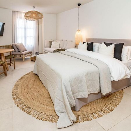 Seaclub Suites Estepona By Roomservices Exterior photo