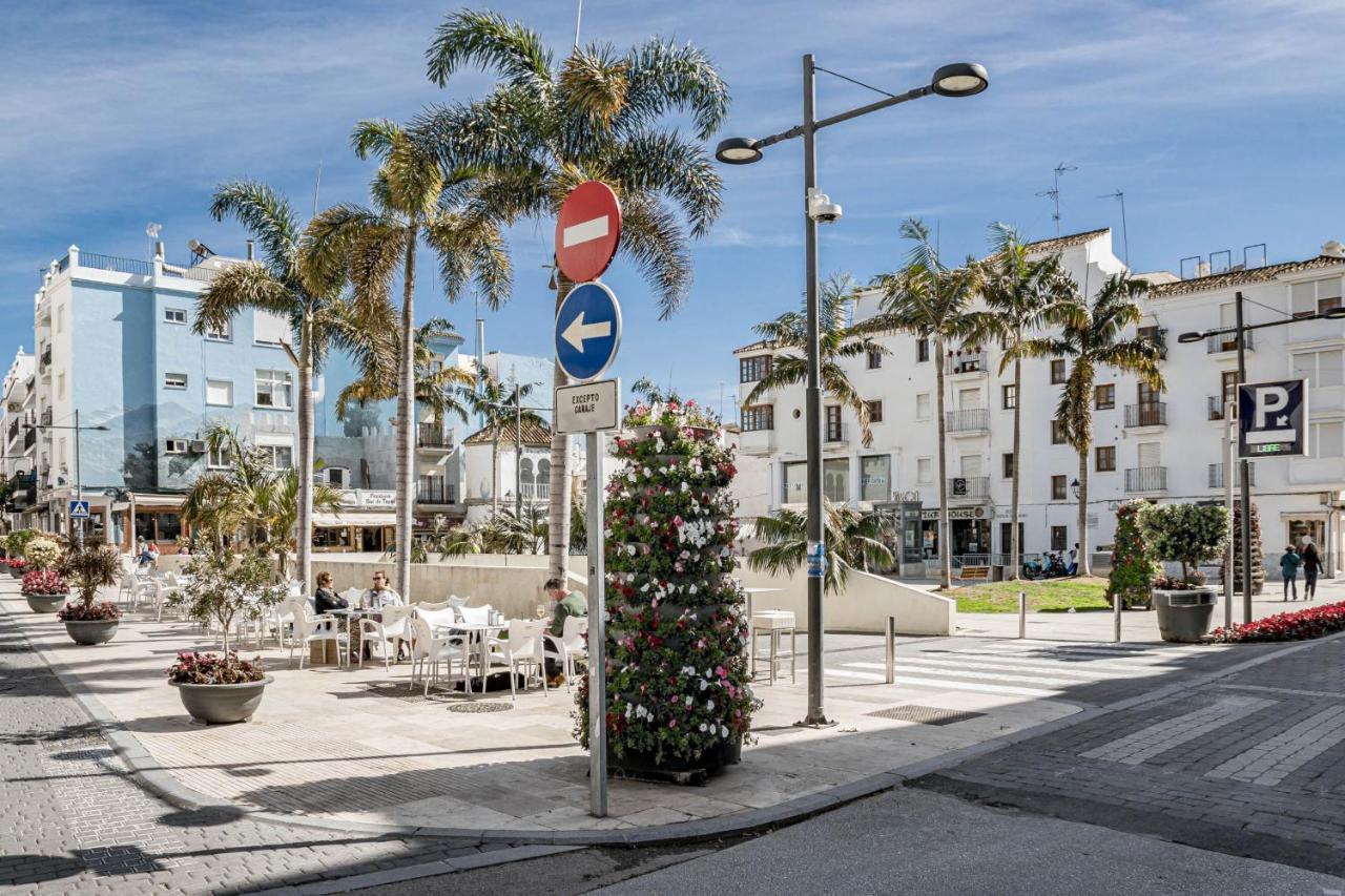 Seaclub Suites Estepona By Roomservices Exterior photo